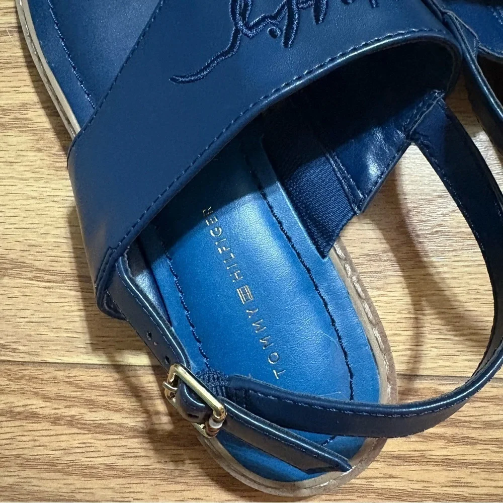 Tommy Hilfiger Sandals 7.5
